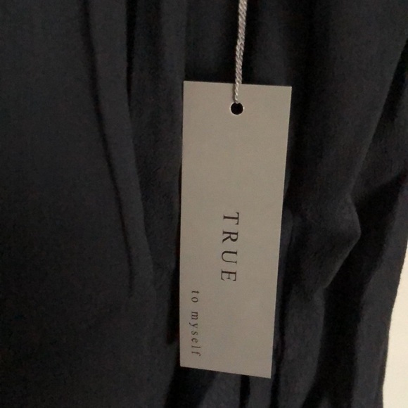 NWT:  Dark Grey Cold Shoulder Top - Picture 5 of 5